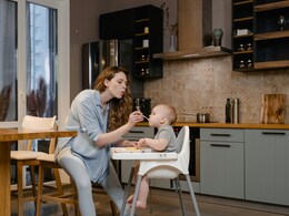 World Breastfeeding Week: जानें क्यों मनाया जाता है विश्व स्तनपान सप्ताह, मां का दूध बच्चों को बीमारियों से कैसे बचाता?