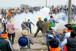 "Will Try Again Tomorrow": Farmers, Marching To Delhi, Declare "Ceasefire" "Will Try Again Tomorrow": Farmers, Marching To Delhi, Declare "Ceasefire"