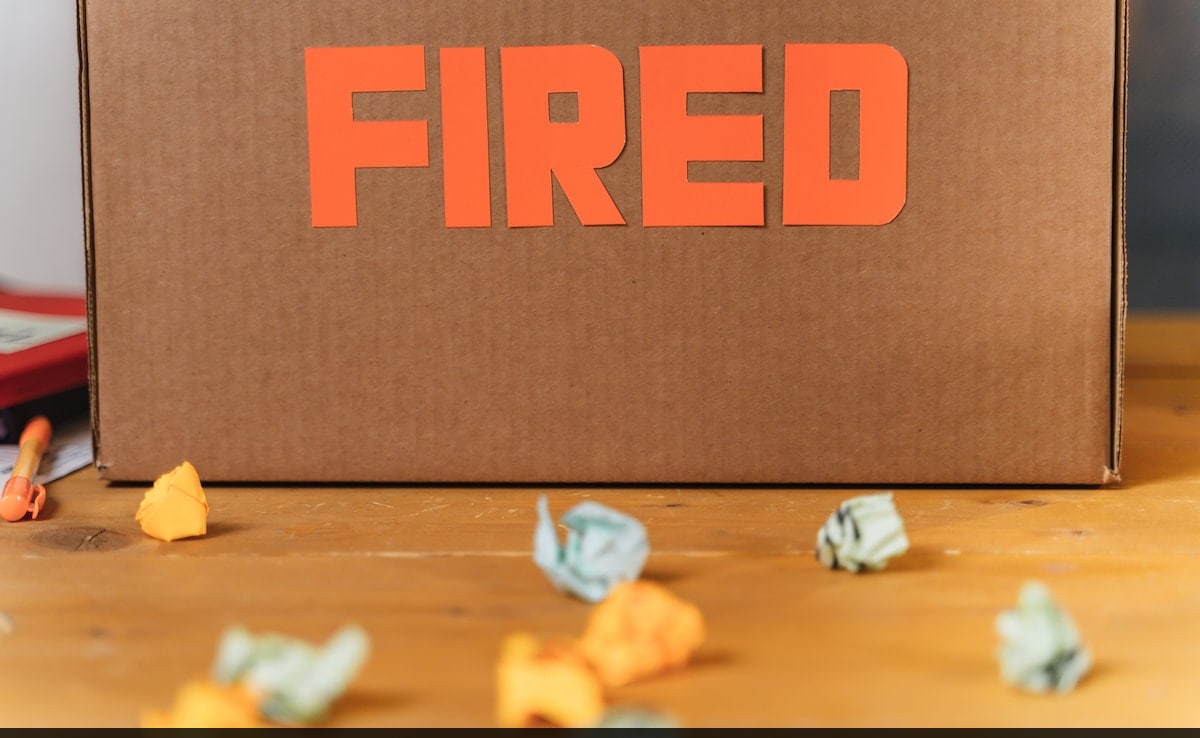 नाश्ता आणण्यास नकार दिला, बॉसने महिला कर्मचाऱ्यांना नोकरीवरुन काढून टाकलं