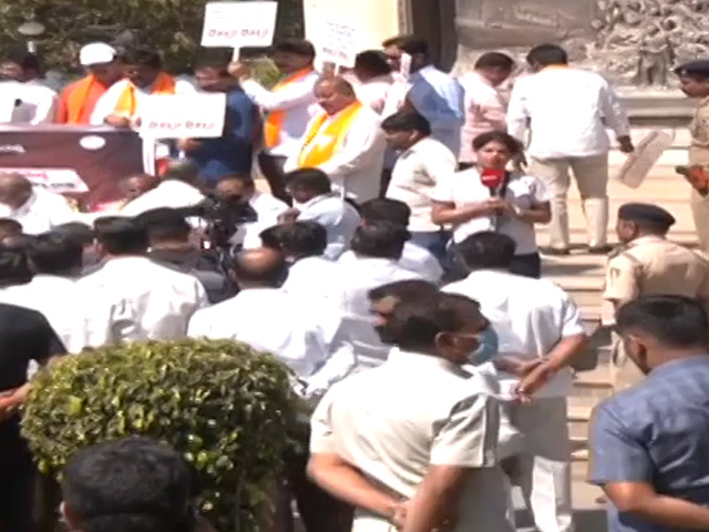 Karnataka Ministers To Protest In Delhi, BJP To Reply With Counter Demonstration