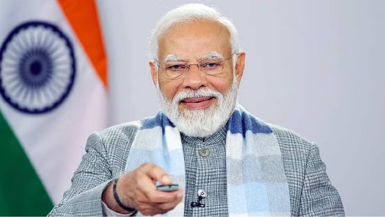 पीएम मोदी ने दी बड़ी सौगात, देशभर में 554 रेलवे स्टेशनों का कायाकल्प