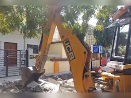 राजस्थान में डॉक्टरों ने अतिक्रमण पर कार्रवाई का किया विरोध तो तोड़ दिया सरकारी बंगला राजस्थान में डॉक्टरों ने अतिक्रमण पर कार्रवाई का किया विरोध तो तोड़ दिया सरकारी बंगला