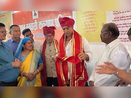 Akshay Kumar in Udaipur: राजस्थान पहुंचे अक्षय कुमार ने दान किए 1 करोड़ रुपये, बच्चों संग पूजा करके खिंचवाई फोटो