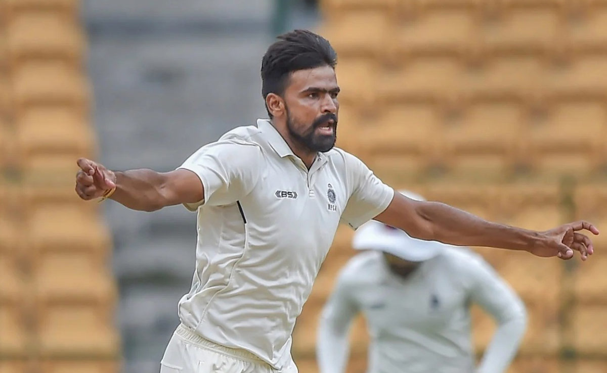 Ranji Trophy 2024: MP के अनुभव का कमाल, आंध्र के 6 विकेट उखाड़कर टीम को दिलाया सेमीफाइनल का टिकट Ranji Trophy 2024: MP के अनुभव का कमाल, आंध्र के 6 विकेट उखाड़कर टीम को दिलाया सेमीफाइनल का टिकट