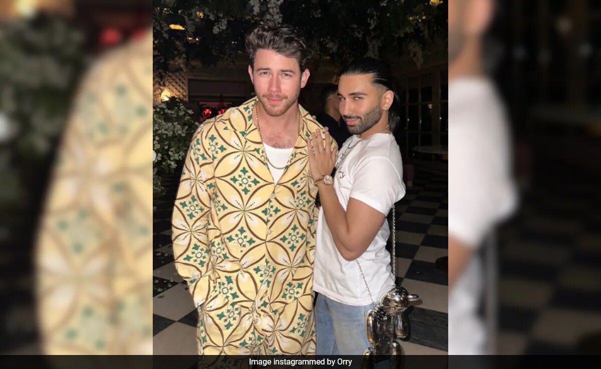Inside Pics From Nick Jonas' Welcome Party In Mumbai. Courtesy - Orry, Of Course
