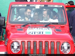 Rahul Gandhi Tours Bihar In Jeep Wrangler, Tejashwi Yadav In Driver's Seat Rahul Gandhi Tours Bihar In Jeep Wrangler, Tejashwi Yadav In Driver's Seat