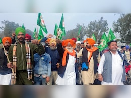 Farmers Protest: किसान आंदोलन के चलते राजस्थान के 3 जिलों में इंटरनेट बंद, हाईवे पर बैरिकेडिंग, भारी संख्या में जवान तैनात Farmers Protest: किसान आंदोलन के चलते राजस्थान के 3 जिलों में इंटरनेट बंद, हाईवे पर बैरिकेडिंग, भारी संख्या में जवान तैनात