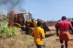 JCB Set Ablaze During Anti-Encroachment Drive In Bengaluru JCB Set Ablaze During Anti-Encroachment Drive In Bengaluru