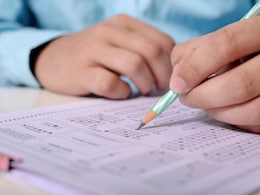 Maharashtra Man Beats Daughter To Death Over Low Marks In Test, Arrested Maharashtra Man Beats Daughter To Death Over Low Marks In Test, Arrested