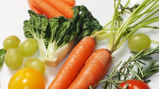 5 Power Foods That Keep You Warm, Healthy And Energised, Nutritionist Explains