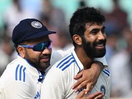 IND vs AUS : 'आमचा कॅप्टन', बुमराहनं केलं रोहितचं असं वर्णन की जिंकलं संपूर्ण देशाचं मन IND vs AUS : 'आमचा कॅप्टन', बुमराहनं केलं रोहितचं असं वर्णन की जिंकलं संपूर्ण देशाचं मन