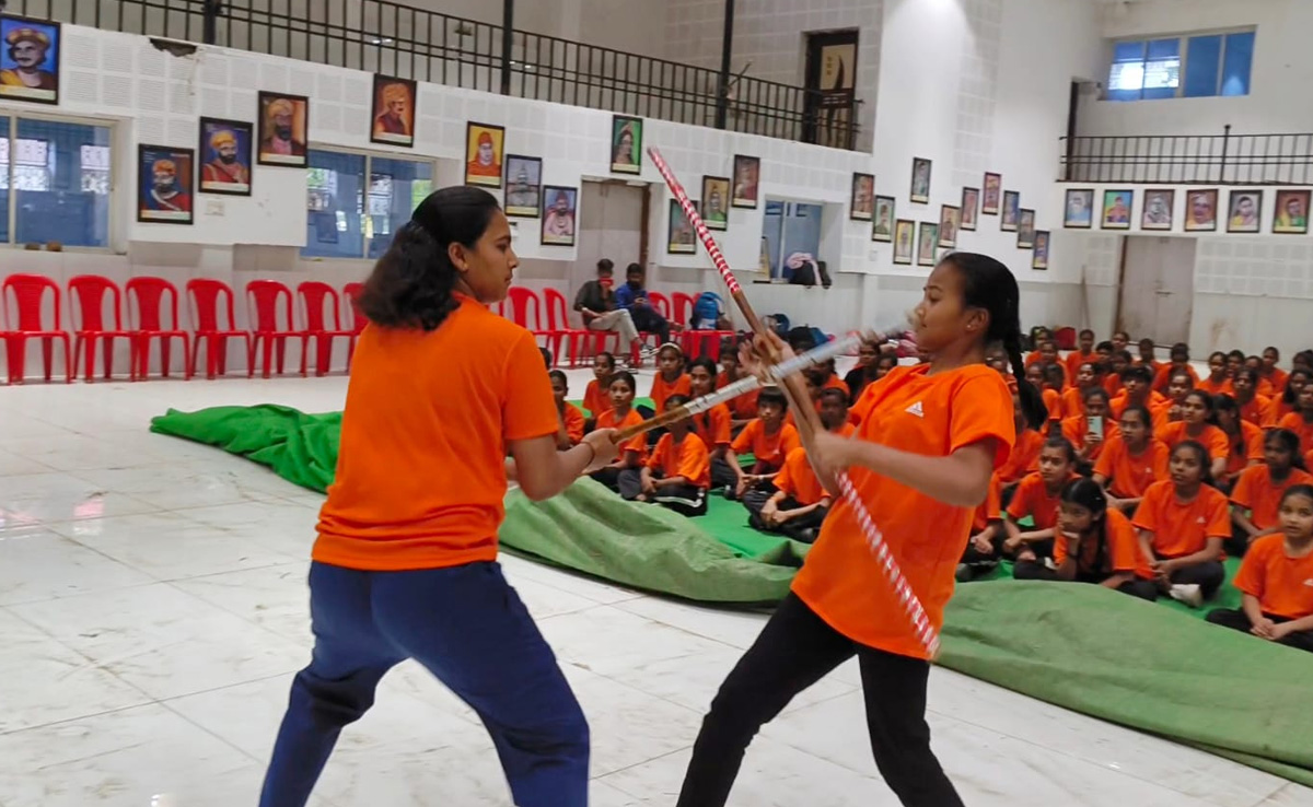 शाजापुर में हुआ मर्दानी खेल प्रतियोगिता का आयोजन, बालिकाओं का राष्ट्रीय प्रतियोगिता में होगा चयन