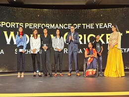 NDTV Indian of the Year Awards: भारतीय महिला क्रिकेट टीम और पैरा एथलीट सुवर्णा राज को मिला स्पोर्ट्स परफ़ॉर्मेन्स ऑफ़ द ईयर अवॉर्ड NDTV Indian of the Year Awards: भारतीय महिला क्रिकेट टीम और पैरा एथलीट सुवर्णा राज को मिला स्पोर्ट्स परफ़ॉर्मेन्स ऑफ़ द ईयर अवॉर्ड