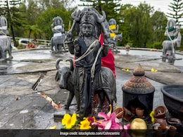 Shani Upay: शनि दोष और साढ़ेसाती से राहत के लिए मंगलवार को करें शनि के ये खास उपाय Shani Upay: शनि दोष और साढ़ेसाती से राहत के लिए मंगलवार को करें शनि के ये खास उपाय