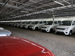 Car Sales Increase By 4 Pc, Two-Wheeler Sales Drop By 17 Pc In April: SIAM