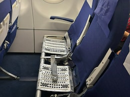 Indigo की फ्लाइट में सीट से गायब हुआ गद्दा, महिला पैसेंजर रह गई दंग, इंडिगो ने दी ये सफाई Indigo की फ्लाइट में सीट से गायब हुआ गद्दा, महिला पैसेंजर रह गई दंग, इंडिगो ने दी ये सफाई
