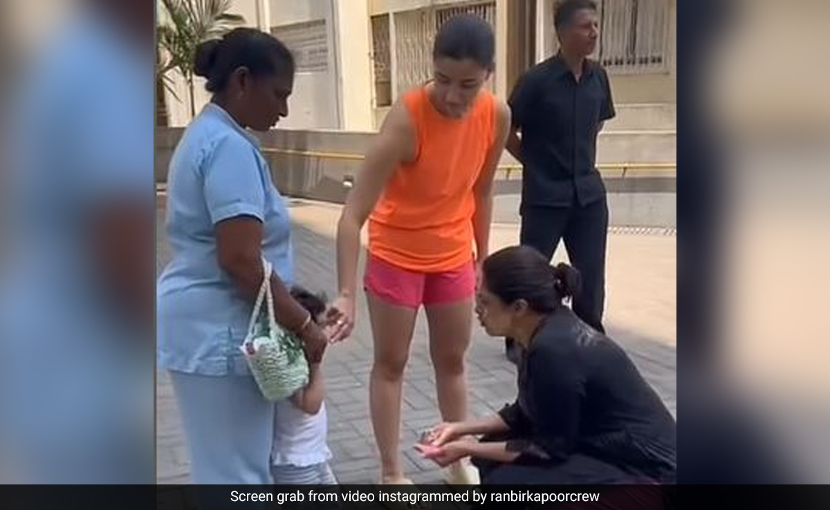 Holi 2024: Inside Ranbir Kapoor And Alia Bhatt's Festive Fun. Bonus - Daughter Raha