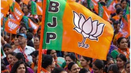 Rajasthan Politics: राजस्थान की सबसे सुरक्षित सीट पर प्रत्याशी घोषित नहीं कर पाई BJP, जानें कहां अटका है कपड़ा नगरी का टिकट?
