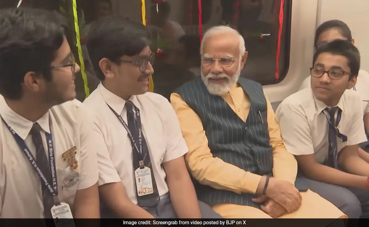 Kolkata Underwater Metro Watch Pm Narendra Modi Travels In India S Kolkata Underwater Metro Watch Pm Narendra Modi Travels In India S