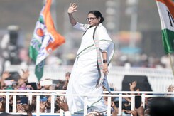Trinamool Congress To Go Solo In Bengal Leaving Congress In The Cold? Trinamool Congress To Go Solo In Bengal Leaving Congress In The Cold?