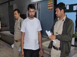 शिक्षक ने छात्रा को पहले जाल में फंसाकर बनाया हवस का शिकार, फिर दे रहा था ऐसी धमकी, अब पहुंचा सलाखों के पीछे शिक्षक ने छात्रा को पहले जाल में फंसाकर बनाया हवस का शिकार, फिर दे रहा था ऐसी धमकी, अब पहुंचा सलाखों के पीछे