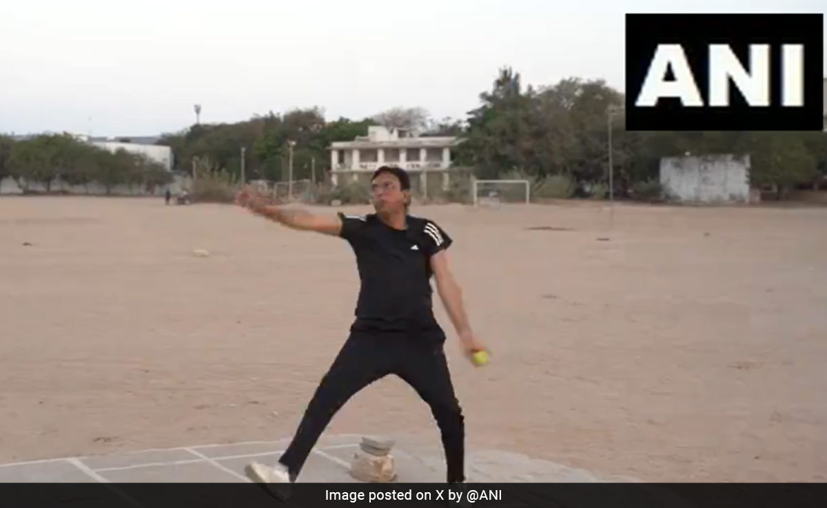 Video: When Health Minister Mansukh Mandaviya Played Cricket