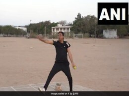 Video: When Health Minister Mansukh Mandaviya Played Cricket Video: When Health Minister Mansukh Mandaviya Played Cricket