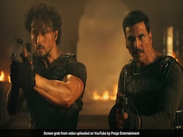 BMCM Box Office Collection Day 1: डबल डिजिट में भी नहीं पहुंची बड़े मियां छोटे मियां की कमाई, जानें पहले दिन की कितने करोड़ की कमाई BMCM Box Office Collection Day 1: डबल डिजिट में भी नहीं पहुंची बड़े मियां छोटे मियां की कमाई, जानें पहले दिन की कितने करोड़ की कमाई