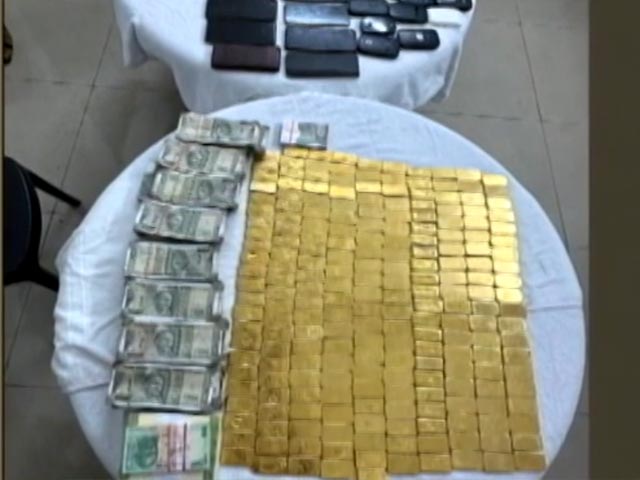 61 Kg Gold Worth Rs 40 Crore Seized In Major Smuggling Racket