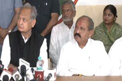 Lok Sabha Election 2024 से पहले BJP को बड़ा झटका प्रहलाद गुंजल ने ज्वाइन की कांग्रेस Lok Sabha Election 2024 से पहले BJP को बड़ा झटका प्रहलाद गुंजल ने ज्वाइन की कांग्रेस