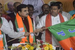 बंगाल के पूर्व न्यायाधीश, संदेशखाली 'पीड़िता', दिलीप घोष लोकसभा उम्मीदवारों में शामिल बंगाल के पूर्व न्यायाधीश, संदेशखाली 'पीड़िता', दिलीप घोष लोकसभा उम्मीदवारों में शामिल