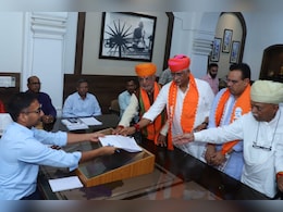 अपना नामांकन गुप्त क्यों रखना चाहते थे शेखावत? PA ने कहा- दो बजे तक खबर नहीं चलाना... दूसरे नॉमिनेशन में CM भी थे मौजूद अपना नामांकन गुप्त क्यों रखना चाहते थे शेखावत? PA ने कहा- दो बजे तक खबर नहीं चलाना... दूसरे नॉमिनेशन में CM भी थे मौजूद