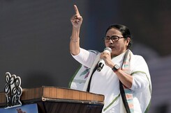"Cutting Ties, He Can Do What He Likes": Mamata Banerjee Disowns Brother "Cutting Ties, He Can Do What He Likes": Mamata Banerjee Disowns Brother