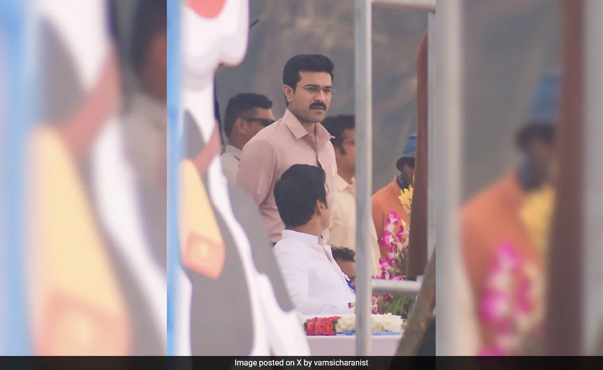 Viral: Ram Charan In A BTS Pic From <i>Game Changer</i> Sets