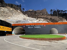 PM मोदी ने अरुणाचल प्रदेश में दुनिया की सबसे लंबी सुरंग का किया उद्घाटन, कांग्रेस पर साधा निशाना PM मोदी ने अरुणाचल प्रदेश में दुनिया की सबसे लंबी सुरंग का किया उद्घाटन, कांग्रेस पर साधा निशाना