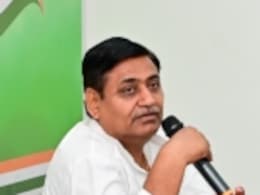 Rajasthan Politics: राजसमंद में आज ही नया प्रत्याशी घोषित करेगी कांग्रेस! 3 संभावित नेताओं ने जयपुर में डाला डेरा Rajasthan Politics: राजसमंद में आज ही नया प्रत्याशी घोषित करेगी कांग्रेस! 3 संभावित नेताओं ने जयपुर में डाला डेरा