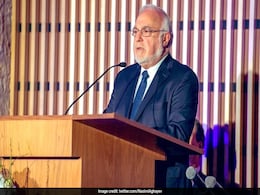 Row After US Official Asked To Remove Jewish Head Covering In Saudi Arabia Row After US Official Asked To Remove Jewish Head Covering In Saudi Arabia
