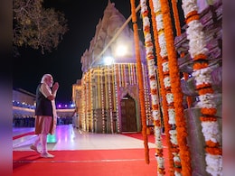 10 साल में कितनी बदली वाराणसी? इस बार PM मोदी से काशीवासियों की क्या हैं उम्मीदें? 10 साल में कितनी बदली वाराणसी? इस बार PM मोदी से काशीवासियों की क्या हैं उम्मीदें?