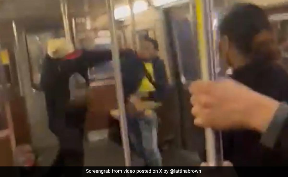 Man In US Shoots "Aggressive" Subway Rider After Taking Gun Off Him During Fight