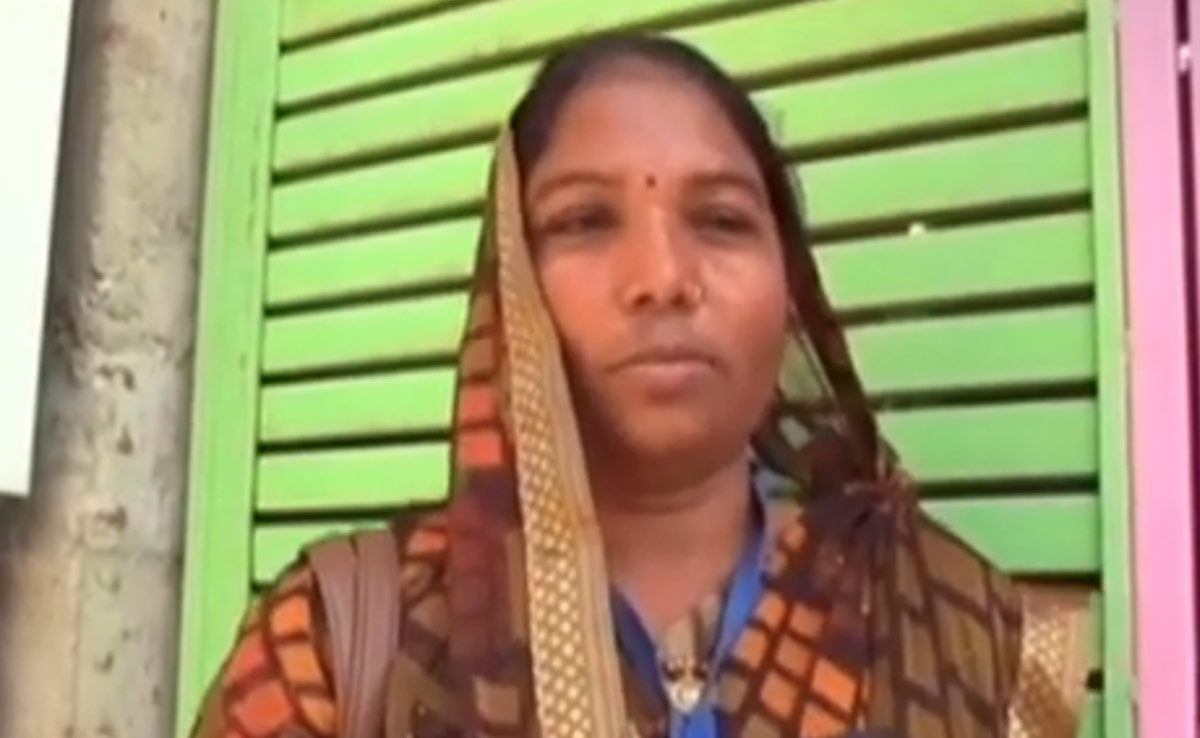 "दीदी आईं... बिजली का बिल लाईं", जानें कौन हैं महोबा की 'बिजली वाली दीदी'