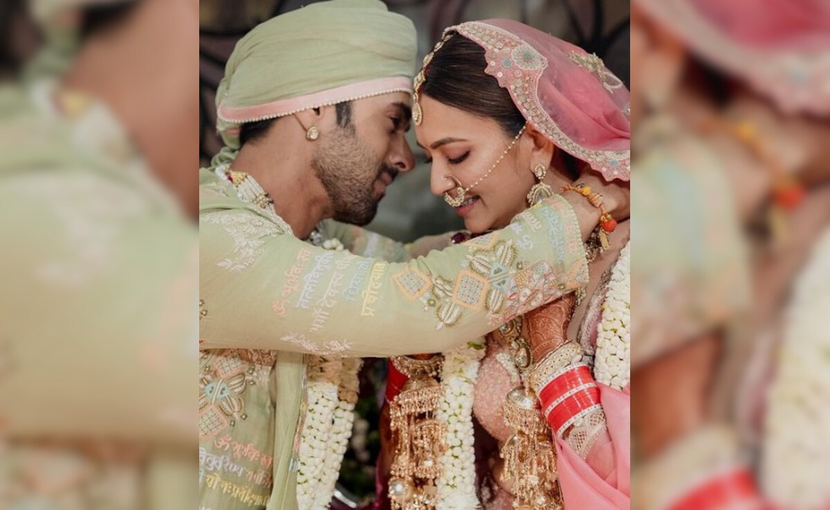 Kriti Kharbanda Shares Unseen Pic Of Husband Pulkit Samrat From Their Wedding: "This Smile And This Boy"