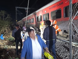 अजमेर में बड़ा रेल हादसा, एक ही ट्रैक पर आईं 2 ट्रेनें, 4 डिब्बे पटरी से उतरे, मची चीख-पुकार, गनीमत रही कि... अजमेर में बड़ा रेल हादसा, एक ही ट्रैक पर आईं 2 ट्रेनें, 4 डिब्बे पटरी से उतरे, मची चीख-पुकार, गनीमत रही कि...