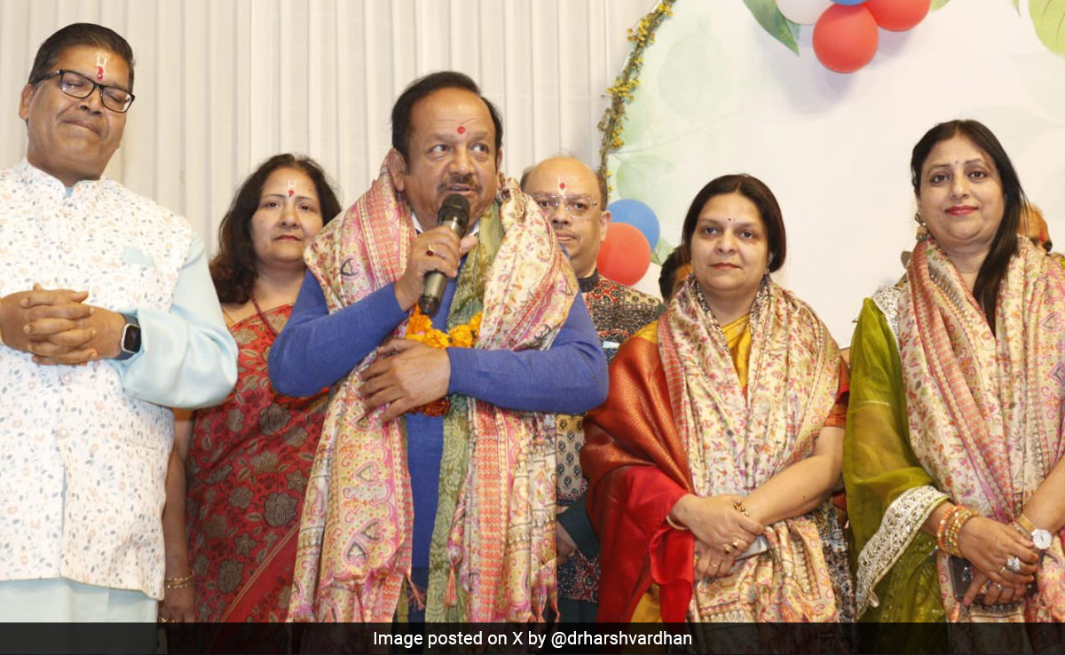 "क्लिनिक मेरा इंतजार कर रहा है": डॉ हर्षवर्धन के राजनीति छोड़ने की घोषणा; जानें नेताओं ने क्या कहा