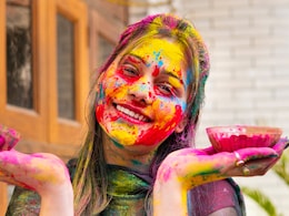 Holi Skin Care: 4 Essential Diet Tips To Prepare Your Skin For Gulaal Holi Skin Care: 4 Essential Diet Tips To Prepare Your Skin For Gulaal