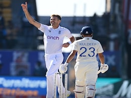 Anderson 700 Wickets: 5वें टेस्ट में जेम्स एंडरसन का रिकॉर्ड, ऐसा करने वाले पहले गेंदबाज़ बने Anderson 700 Wickets: 5वें टेस्ट में जेम्स एंडरसन का रिकॉर्ड, ऐसा करने वाले पहले गेंदबाज़ बने