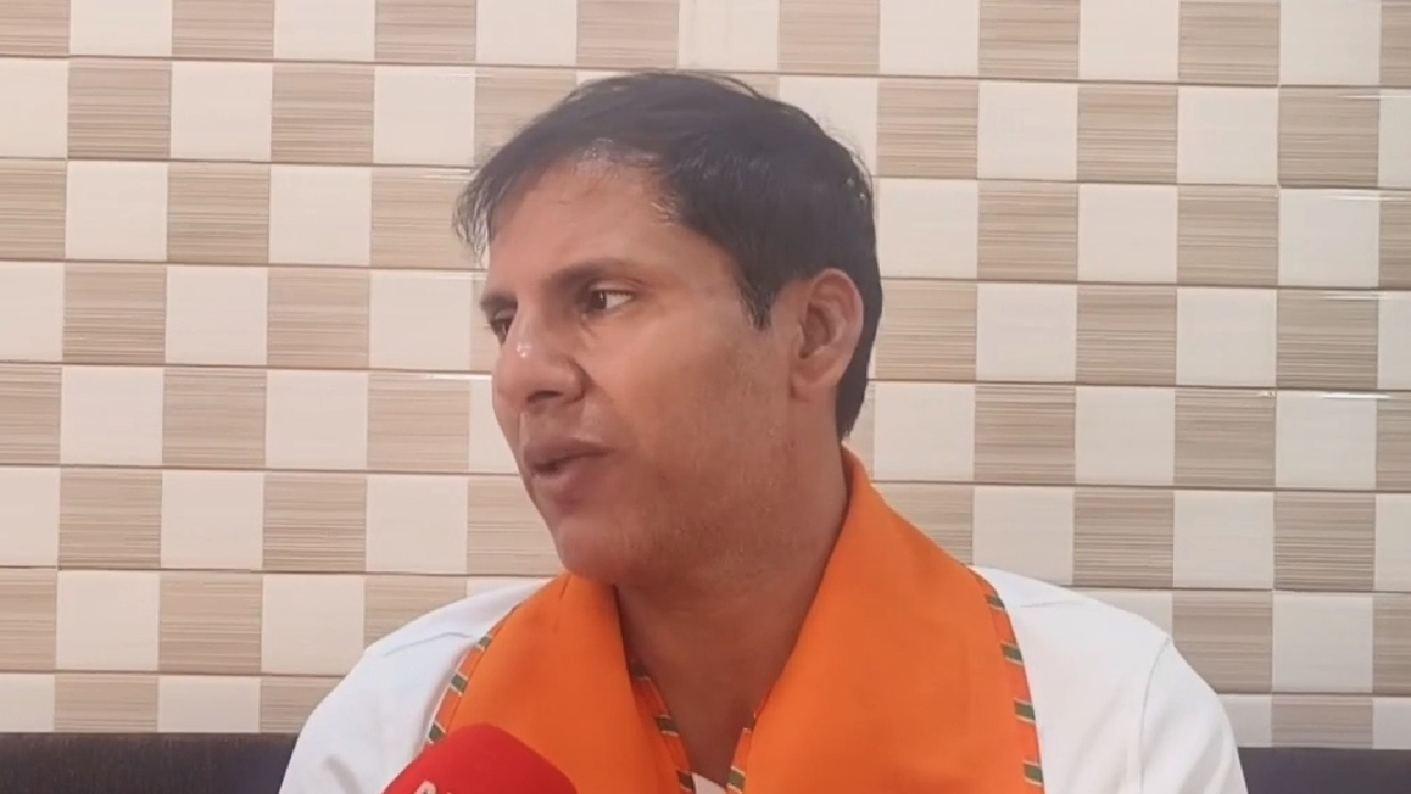 Lok Sabha Election 2024: चूरू से बीजेपी कैंडिडेट देवेंद्र झाझड़िया ने राहुल कस्वां पर बोला हमला