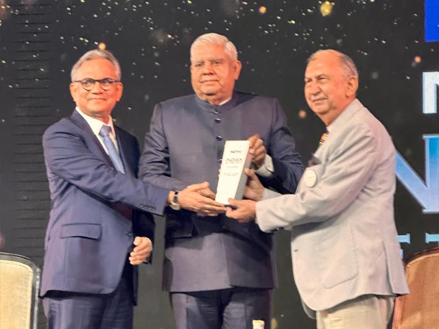 Dr Yazdi Italia Awarded  'Health Leader of the Year Award' | NDTV Indian Of The Year Awards
