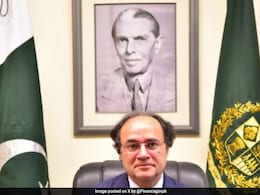 Pakistan Requests $ 1.4 Billion Loan From China Amid Financial Challenges