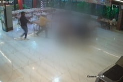 Headshots, Then Matchet Blows: Realty Dealer Murdered At Eatery Near Pune Headshots, Then Matchet Blows: Realty Dealer Murdered At Eatery Near Pune