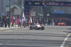 Maiden Formula 4 Car Racing On Banks Of Srinagar's Dal Lake Enthralls Fans Maiden Formula 4 Car Racing On Banks Of Srinagar's Dal Lake Enthralls Fans
